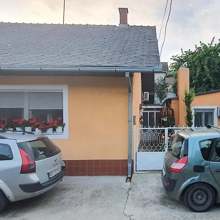 Apartman Lama Apartment
