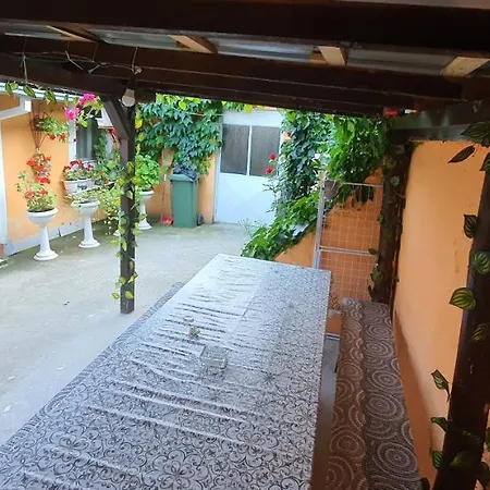 Apartman Lama * Vrdnik